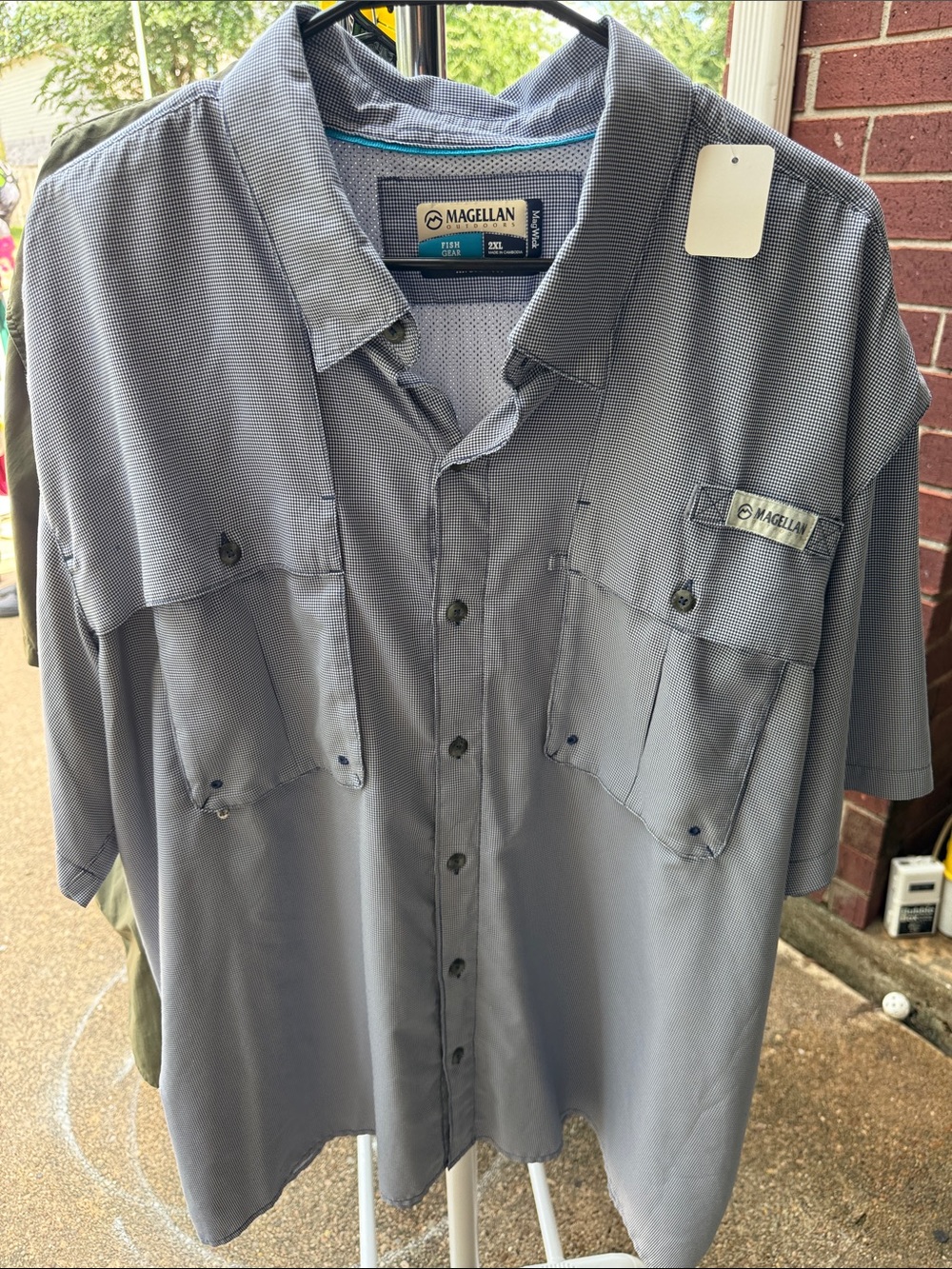 Magellan Outdoors Men’s Short Sleeve Button-Down Shirt - Light Gray